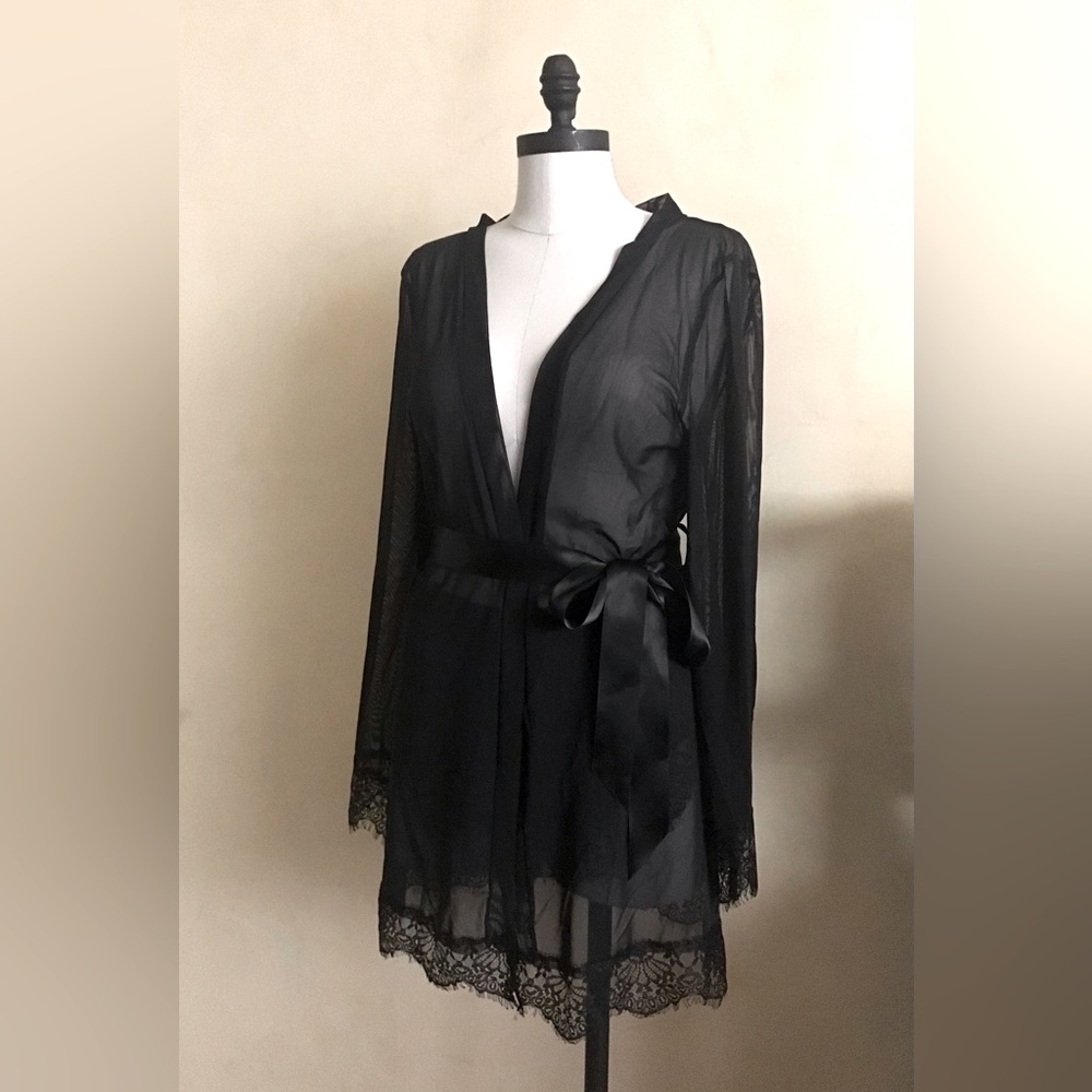 Beautiful Black Peignoir Set - Robe and Panties